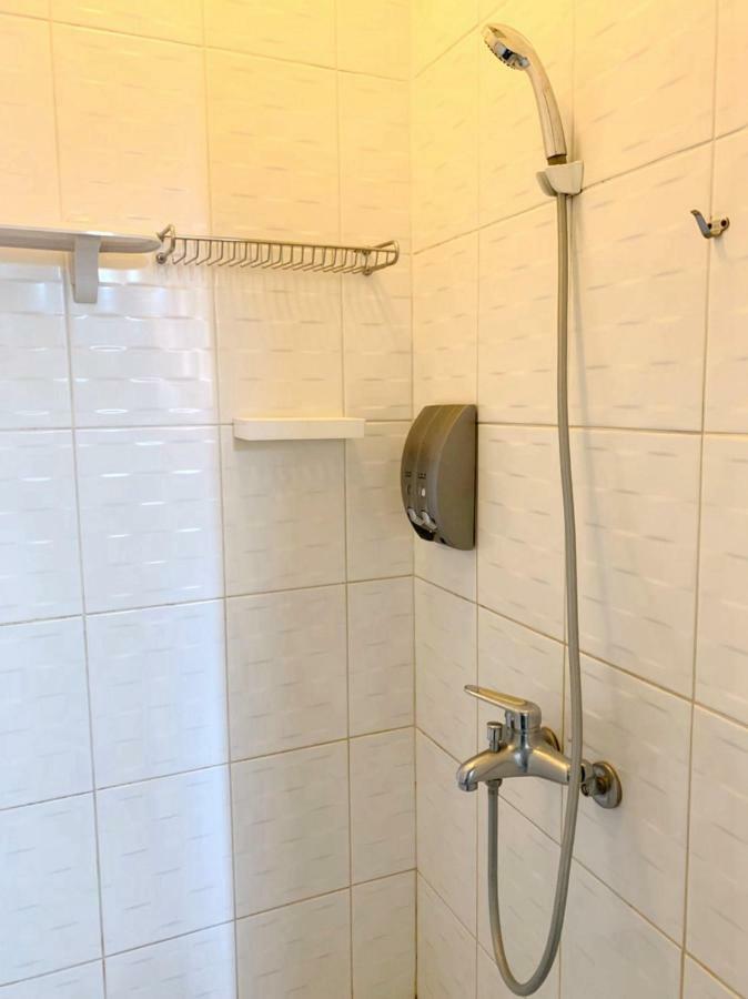 Backpacker 41 Hostel - Тайчжун Екстер'єр фото